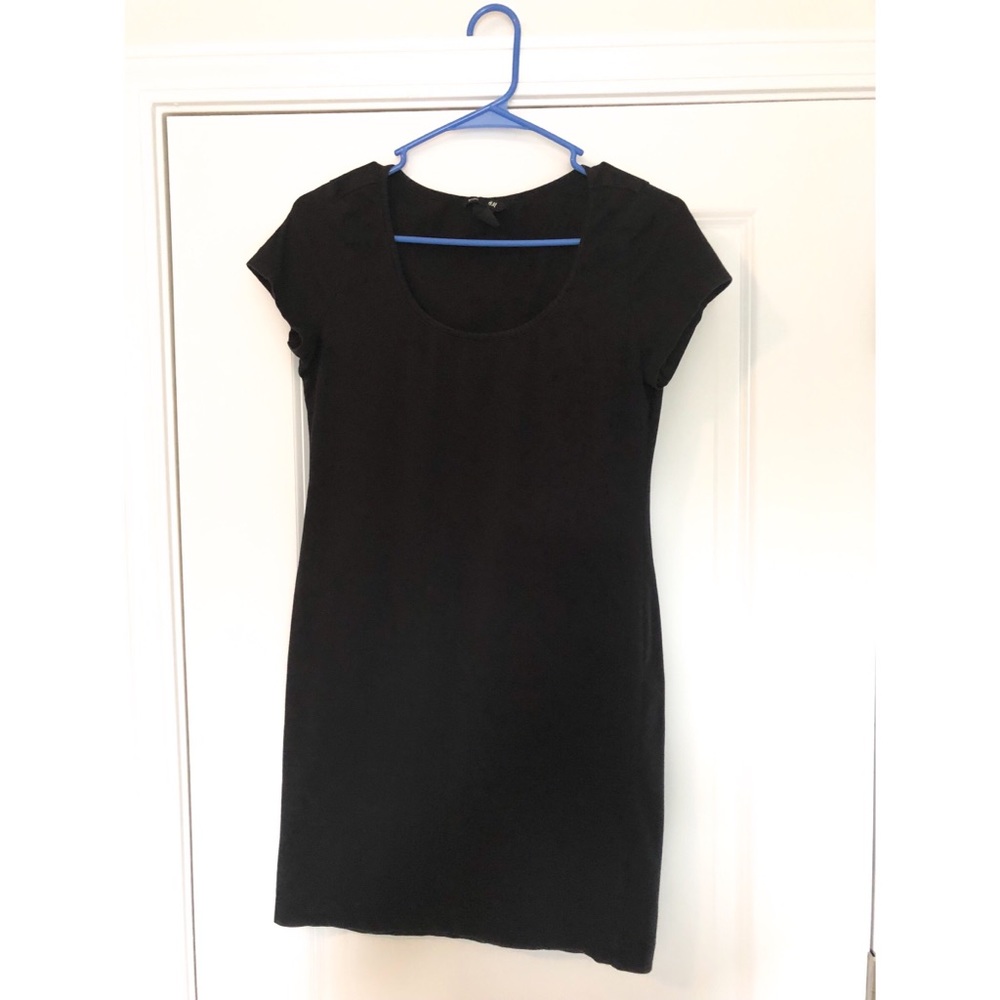 Juniors fitted mini dress